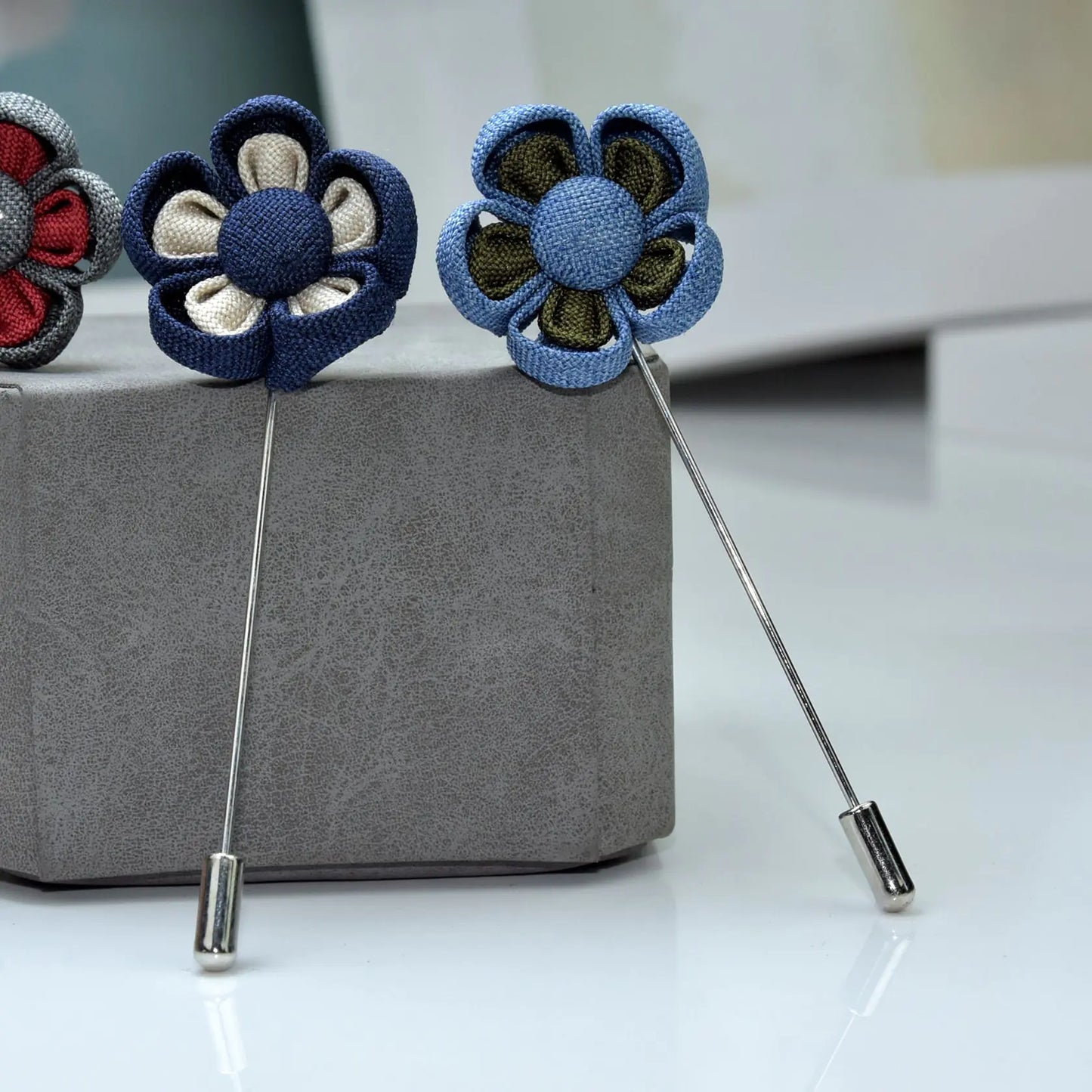 Floral Brooch for Hanfu - Two Color Petals Design