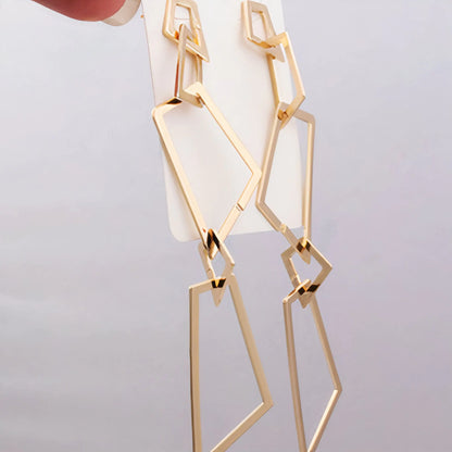 Aria Earrings - Elegant Everyday Jewelry | Aethel Adorn