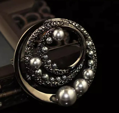 Spiral Ring Crystal Pearl Brooch for Elegant Ladies