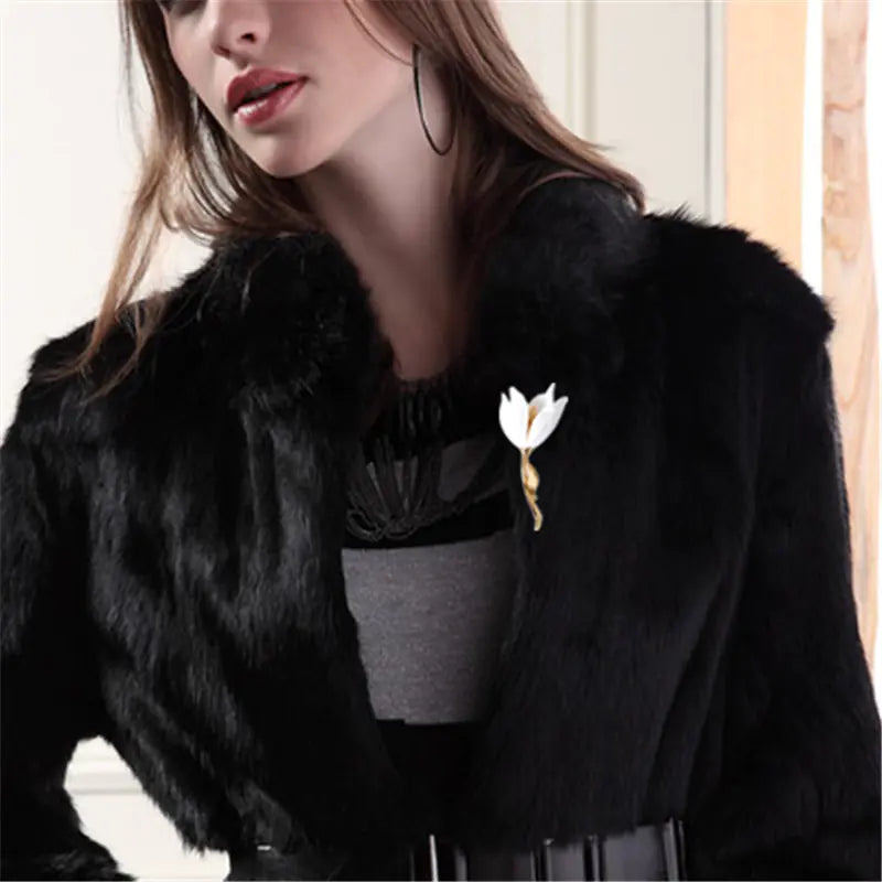 Stylish Floral Brooch Set in Korean and European Style