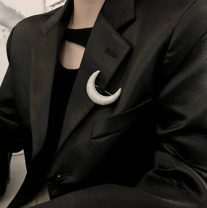 Crescent Moon Brooch Pin - My Demon Jung Koo Won