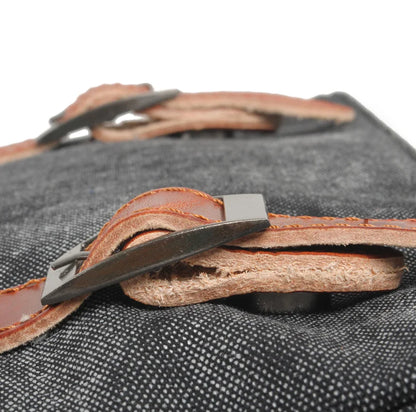 Retro Style Leather Crossbody Bag for Men