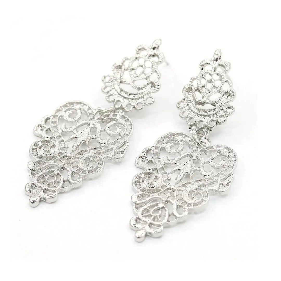 Agnes Silver Earrings - Classic Everyday Jewelry | Aethel Adorn