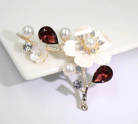 High-Grade Shell Crystal Plum Brooch for Parties