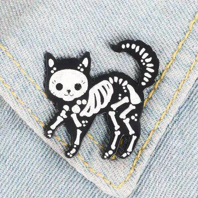Vintage Punk Cat Skull Alloy Brooch - Unique Accessory