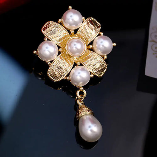 La Pearla Glorious Gold And Pearl Vintage Looking Baroque Brooch