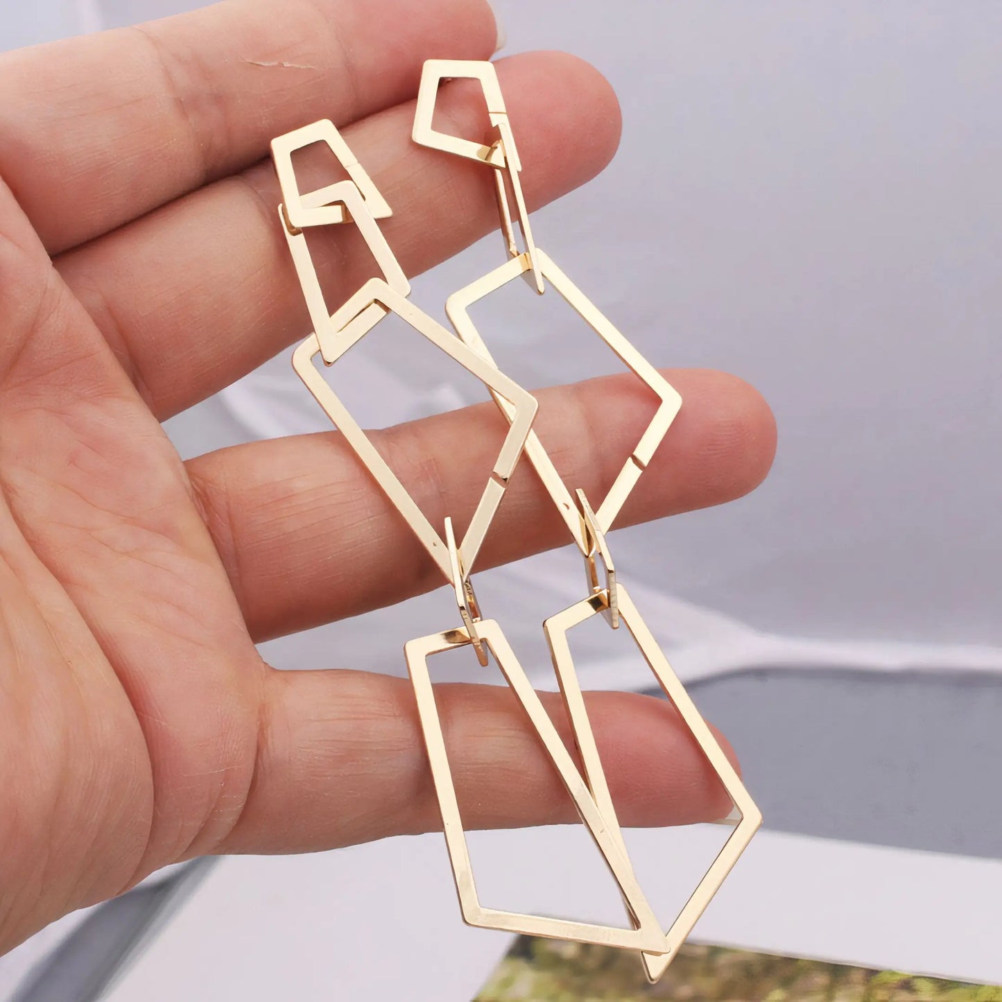 Aria Earrings - Elegant Everyday Jewelry | Aethel Adorn