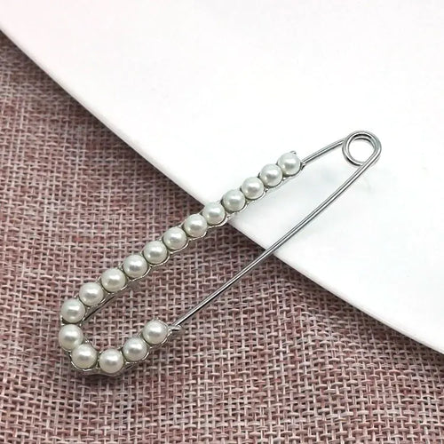 Korean Style Pearl and Rhinestone Brooch Pin