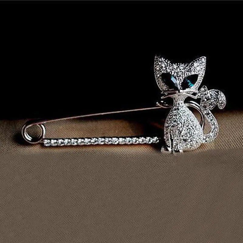Korean Style Cute Green-Eyed Cat Brooch for Women