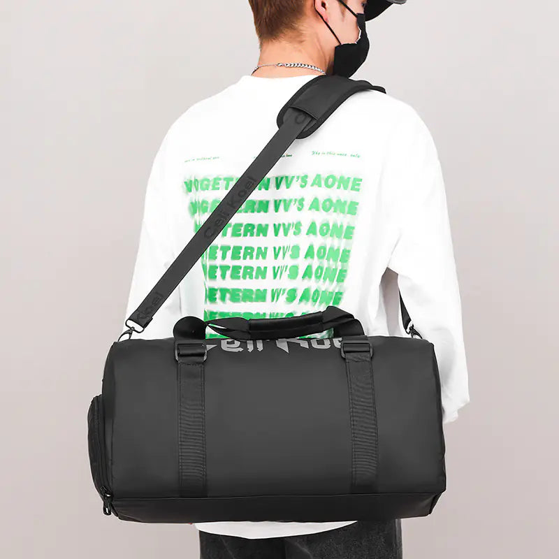 Large Capacity Travel Bag for Men and Women