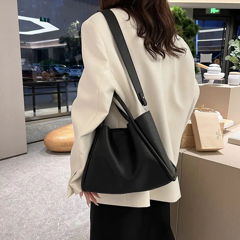 Fashionable Diamond Lattice Shoulder Bag for Women