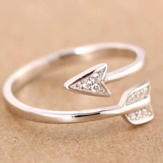 Arrow Rhinestone Ring - Sparkling Statement Jewelry | Aethel Adorn